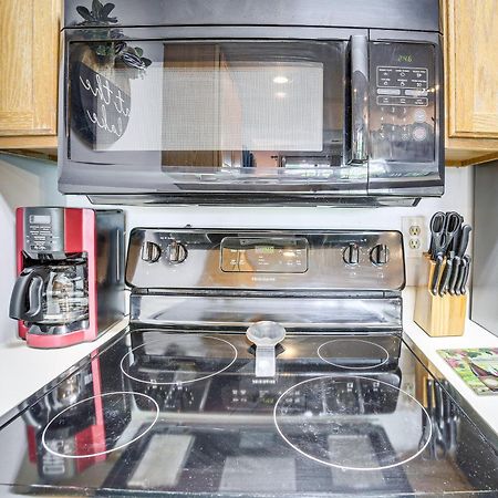 Reed Springs Condo With Furnished Deck And Pool Access Reeds Spring Luaran gambar