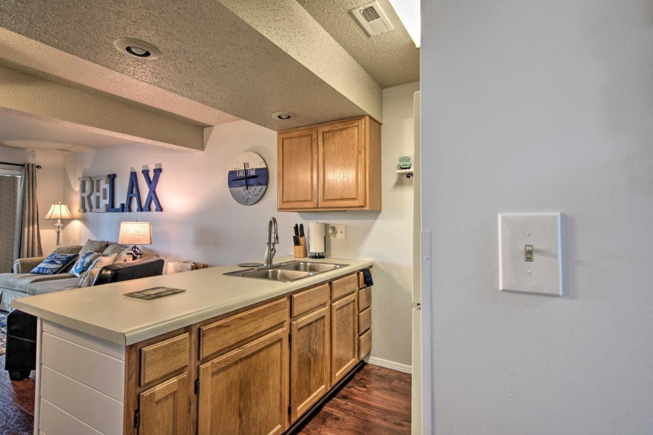 Reed Springs Condo With Furnished Deck And Pool Access Reeds Spring Luaran gambar