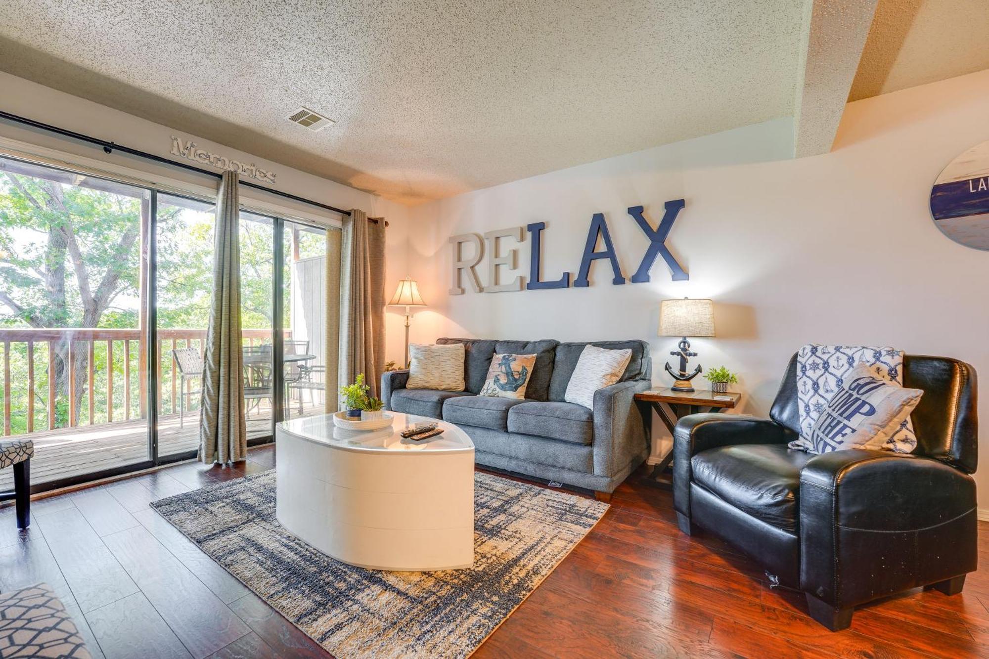 Reed Springs Condo With Furnished Deck And Pool Access Reeds Spring Luaran gambar