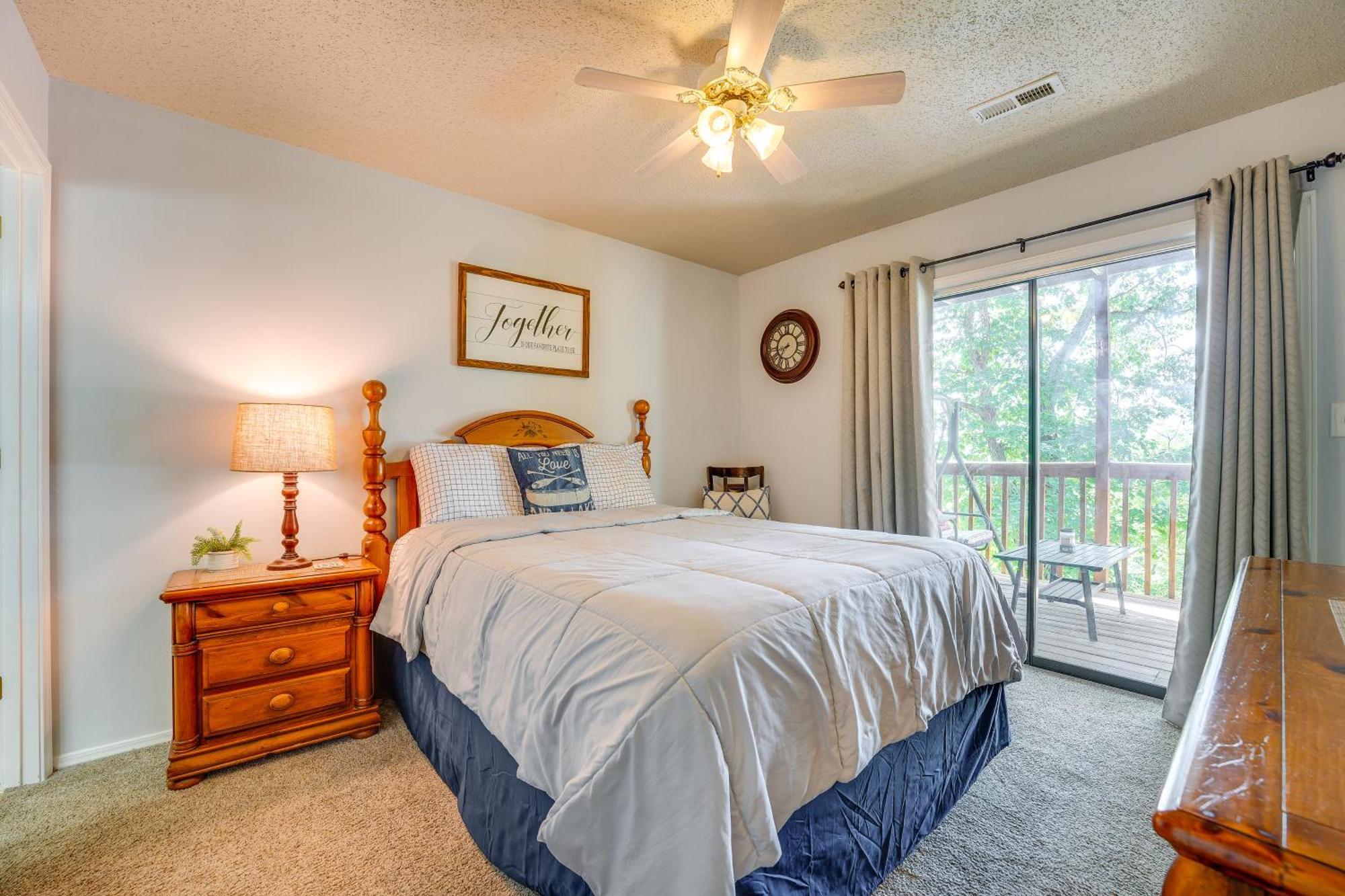 Reed Springs Condo With Furnished Deck And Pool Access Reeds Spring Luaran gambar
