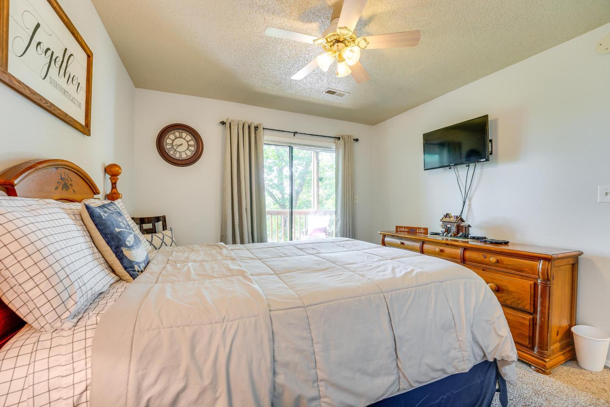 Reed Springs Condo With Furnished Deck And Pool Access Reeds Spring Luaran gambar