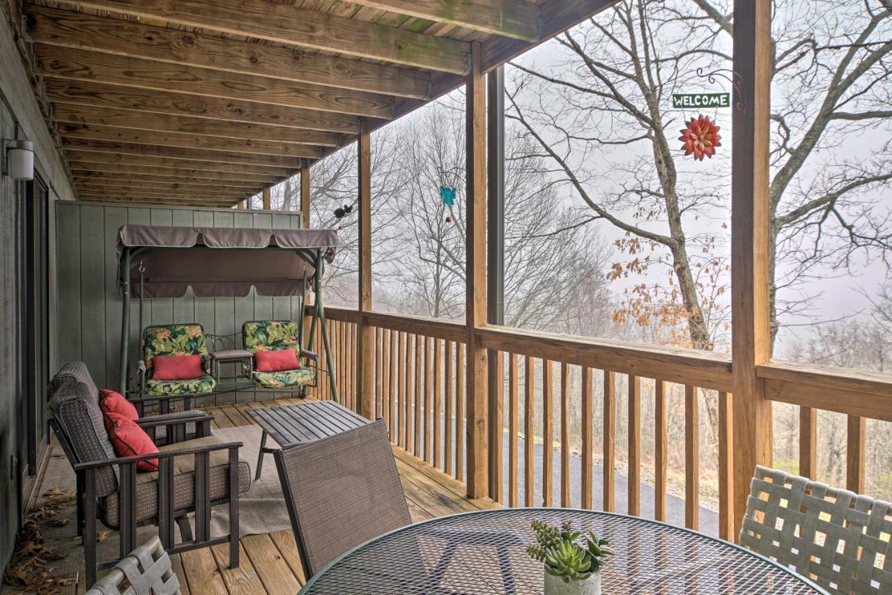 Reed Springs Condo With Furnished Deck And Pool Access Reeds Spring Luaran gambar