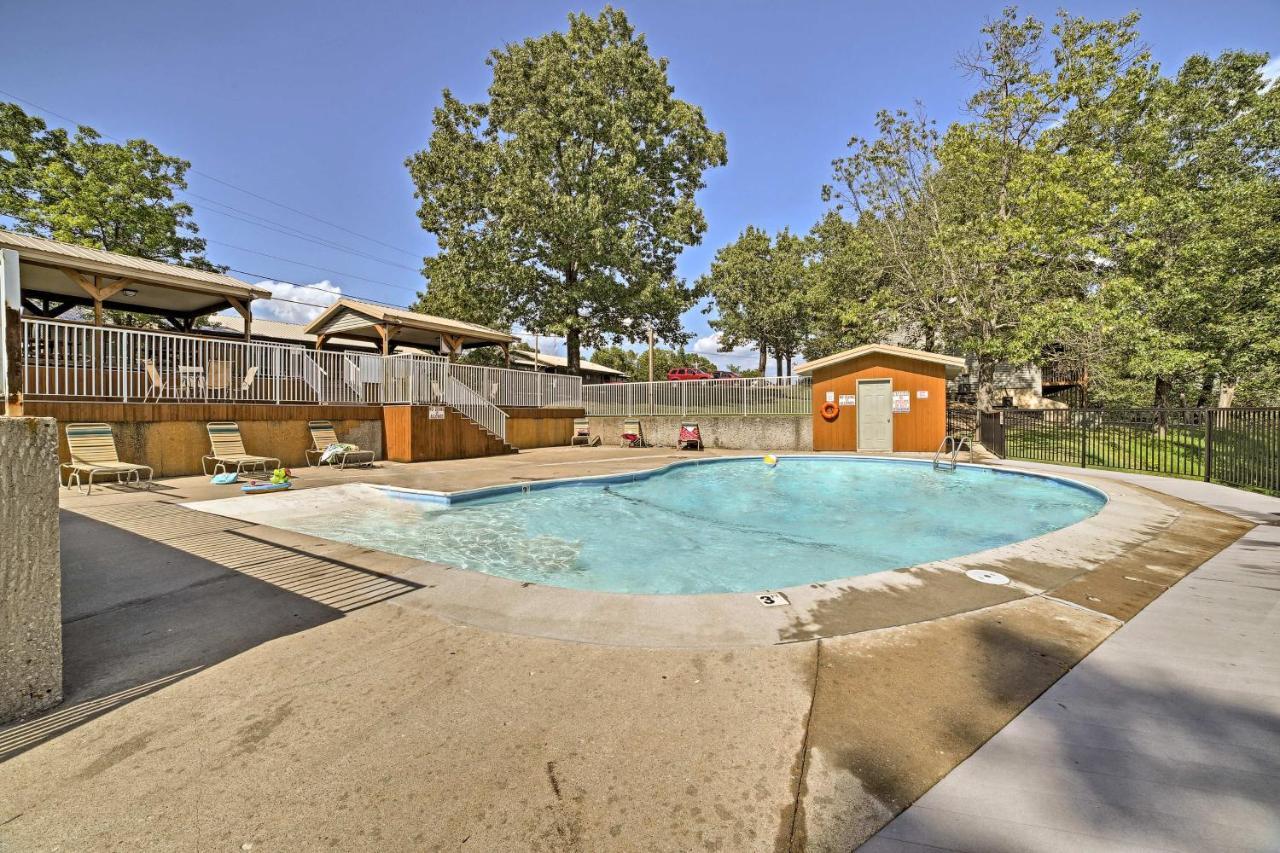 Reed Springs Condo With Furnished Deck And Pool Access Reeds Spring Luaran gambar