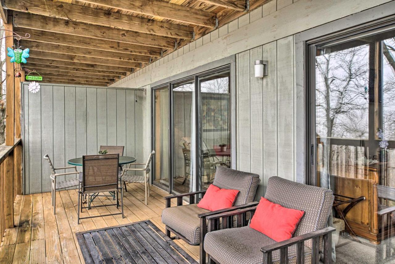 Reed Springs Condo With Furnished Deck And Pool Access Reeds Spring Luaran gambar